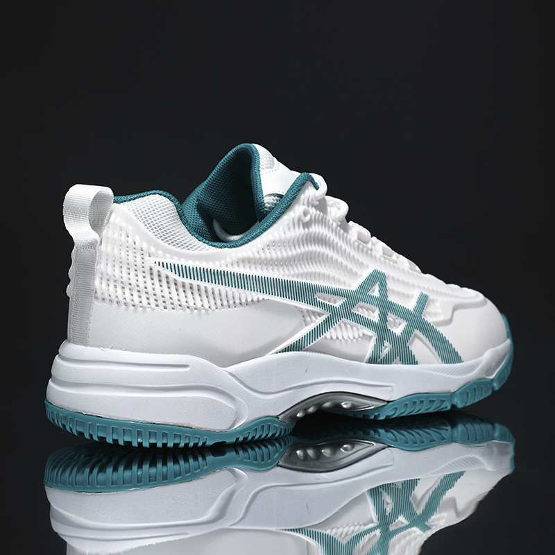 Sepatu Bulu Tangkis Pria Wanit - Badminton Umpire ulasan dan harga